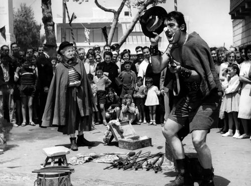 意大利电影学校（意大利电影学校1975）